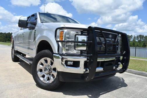 Ingot Silver Metallic 2017 Ford F-250 Lariat