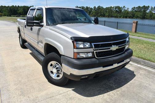 2007 Chevrolet Silverado 2500 LT1 H/D Crew Cab Classic