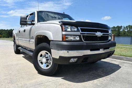 2007 Chevrolet Silverado 2500 LT1 H/D Crew Cab Classic