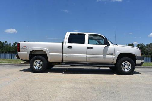 2007 Chevrolet Silverado 2500 LT1 H/D Crew Cab Classic