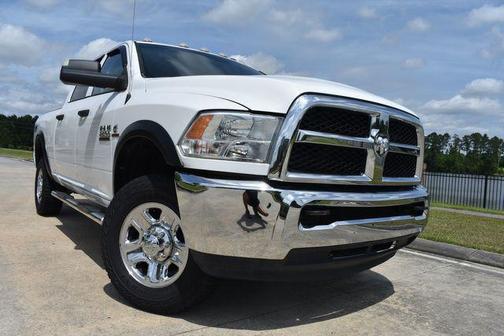 Bright White Clearcoat 2018 RAM 2500 Tradesman Crew Cab 4x4 6'4' Box