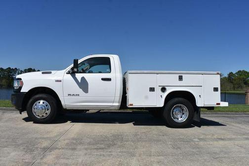 2019 RAM 3500 Tradesman Regular Cab 4x2 8' Box