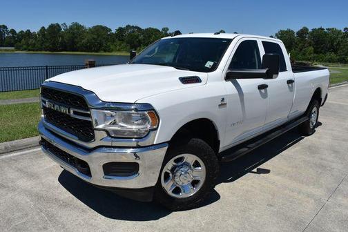 Photo 2 of 21 of 2019 RAM 2500 Tradesman