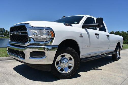 Photo 1 of 21 of 2019 RAM 2500 Tradesman
