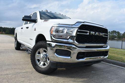 2019 RAM 2500 Tradesman Crew Cab 4x4 8' Box