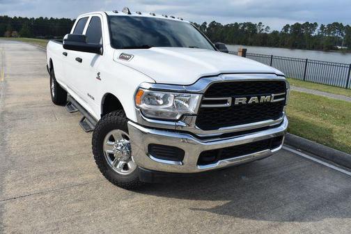 2019 RAM 2500 Tradesman Crew Cab 4x4 8' Box
