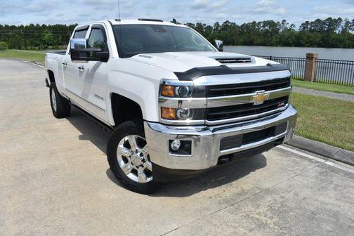 White 2018 Chevrolet Silverado 2500 LTZ