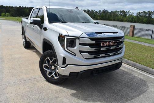 Blade Silver Metallic 2022 GMC Sierra 1500 SLE