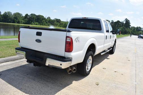 Oxford White 2016 Ford F-250 XLT