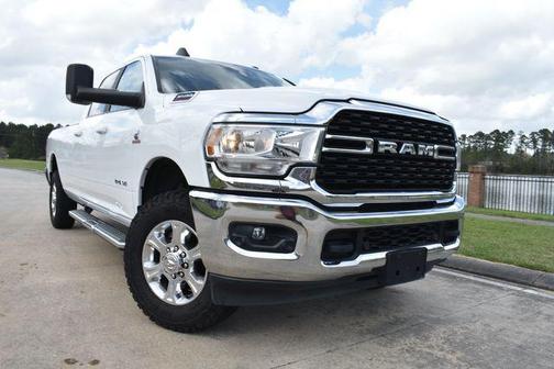 2022 RAM 3500 Big Horn Crew Cab 4x4 8' Box