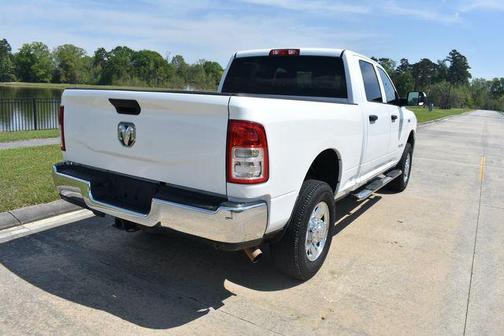 Bright White Clearcoat 2022 RAM 2500 Tradesman Crew Cab 4x4 6'4' Box