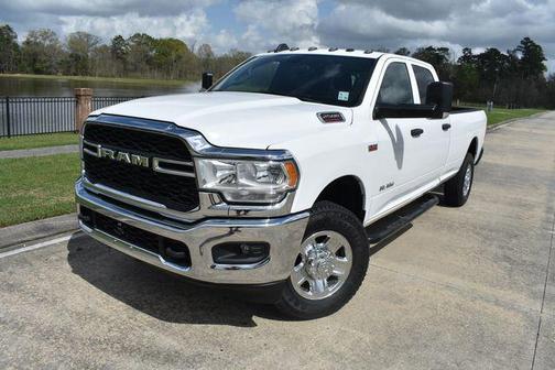 2022 RAM 2500 Tradesman Crew Cab 4x4 8' Box