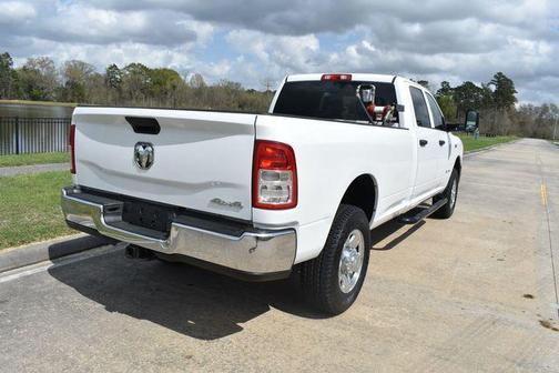 2022 RAM 2500 Tradesman Crew Cab 4x4 8' Box
