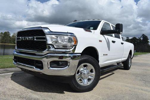 2022 RAM 2500 Tradesman Crew Cab 4x4 8' Box