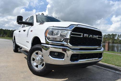 2022 RAM 2500 Tradesman Crew Cab 4x4 8' Box