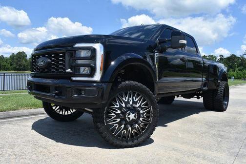 2023 Ford F-450 Lariat