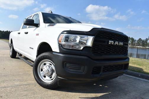 2021 RAM 2500 Tradesman Crew Cab 4x2 8' Box