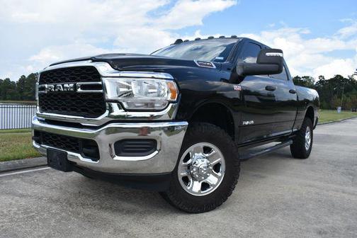 2023 RAM 2500 Tradesman Crew Cab 4x4 6'4' Box