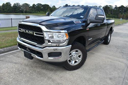 2023 RAM 2500 Tradesman Crew Cab 4x4 6'4' Box