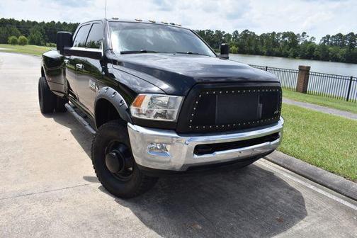 Brilliant Black Crystal Pearlcoat 2018 RAM 3500 Big Horn Crew Cab 4x4 8' Box