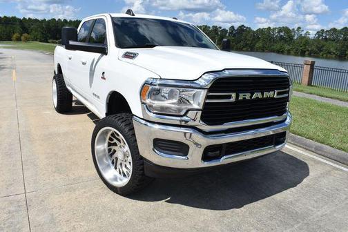 2020 RAM 2500 Big Horn Crew Cab 4X4 6'4' Box