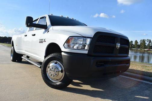2018 RAM 3500 Tradesman Crew Cab 4x4 8' Box