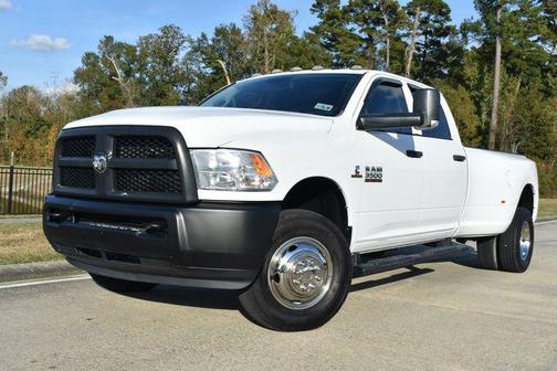2018 RAM 3500 Tradesman Crew Cab 4x4 8' Box
