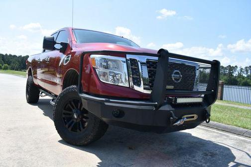 2017 Nissan Titan XD SV