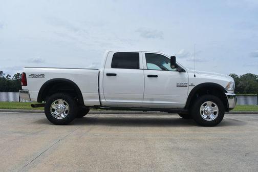 2017 RAM 2500 Tradesman Crew Cab 4x4 6'4' Box