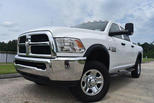 2017 RAM 2500 Tradesman Crew Cab 4x4 6'4' Box