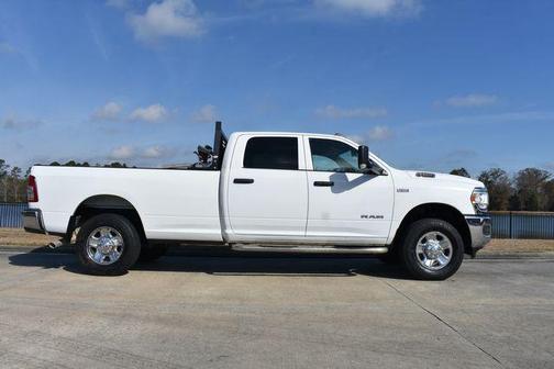 2021 RAM 2500 Tradesman Crew Cab 4x4 8' Box