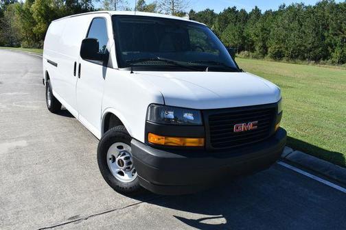 2023 GMC Savana 2500 Work Van