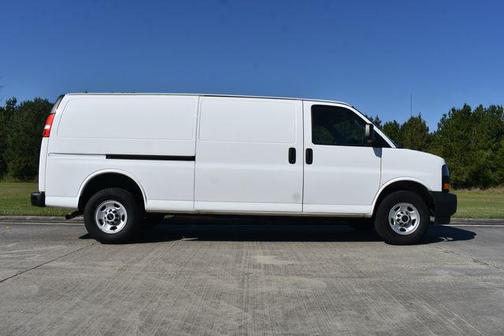 2023 GMC Savana 2500 Work Van