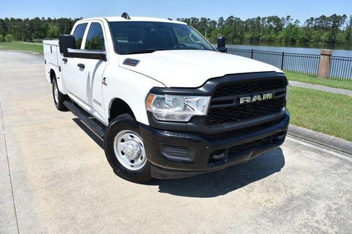 2020 RAM 2500 Tradesman Crew Cab 4X2 6'4' Box