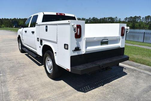2020 RAM 2500 Tradesman Crew Cab 4X2 6'4' Box