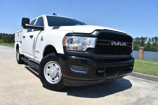 2020 RAM 2500 Tradesman Crew Cab 4X2 6'4' Box