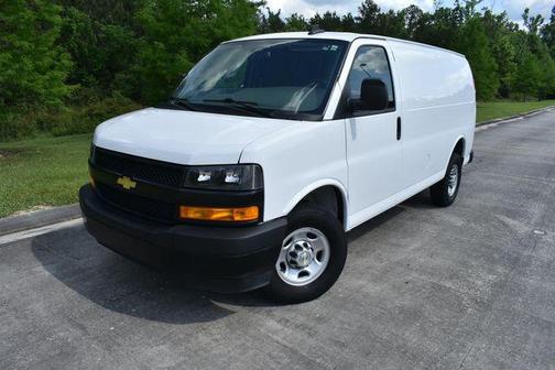 2024 Chevrolet Express 2500 RWD 2500 Regular Wheelbase WT