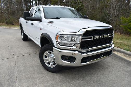 2022 RAM 2500 Tradesman Crew Cab 4x4 8' Box