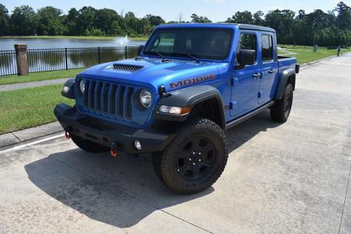 Hydro Blue Pearlcoat 2022 Jeep Gladiator Mojave 4x4