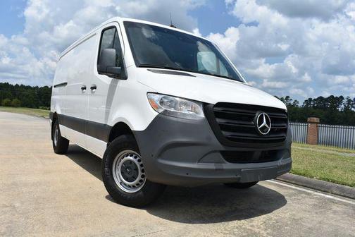 2022 Mercedes-Benz Sprinter 1500 Standard Roof I4