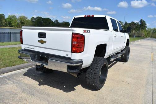 Summit White 2017 Chevrolet Silverado 2500 LT