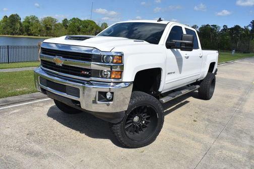 Summit White 2017 Chevrolet Silverado 2500 LT
