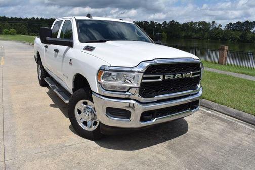 Bright White Clearcoat 2020 RAM 2500 Tradesman Crew Cab 4x4 6'4' Box