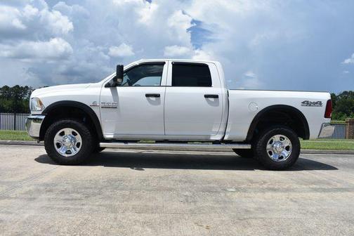 2018 RAM 2500 Tradesman Crew Cab 4x4 6'4' Box