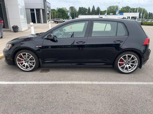 2016 Volkswagen Golf GTI Autobahn w/ Performance 4-Door