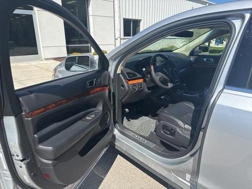 2019 Lincoln MKT Standard