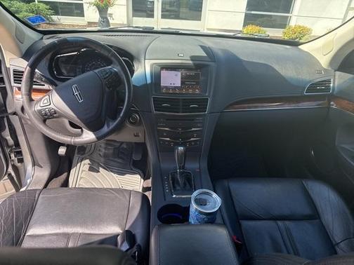 2019 Lincoln MKT Standard