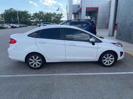 2013 Ford Fiesta SE