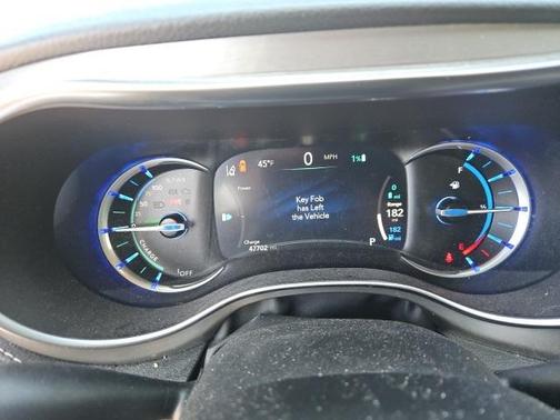 2022 Chrysler Pacifica Hybrid Limited