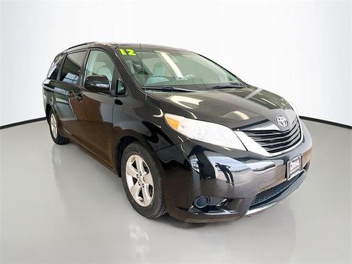 2012 Toyota Sienna LE